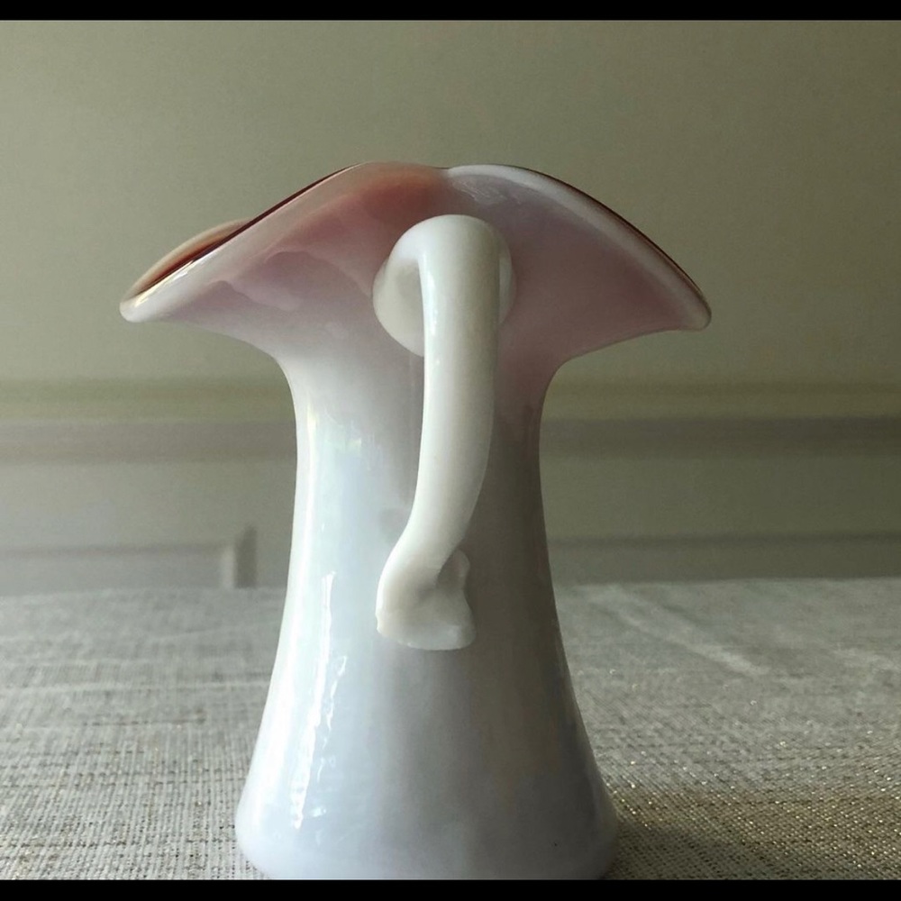 Groovy small pitcher - Picture 3 of 3